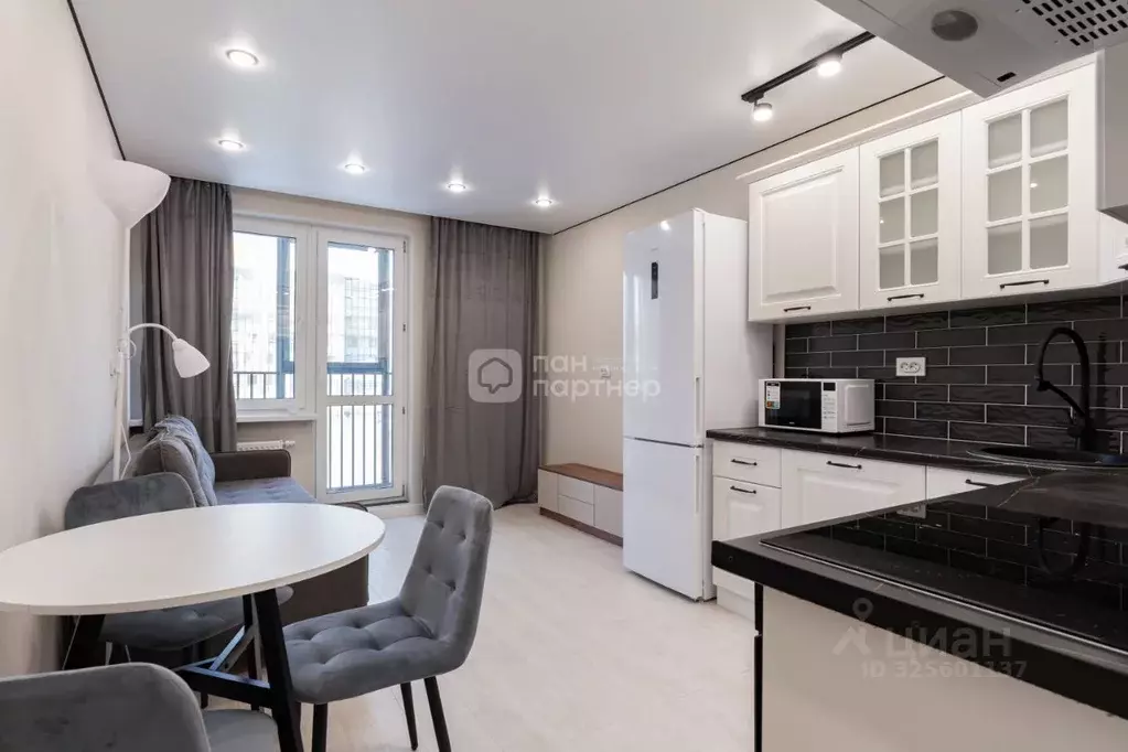 2-к кв. Ленинградская область, Мурино Всеволожский район, ул. ... - Фото 2