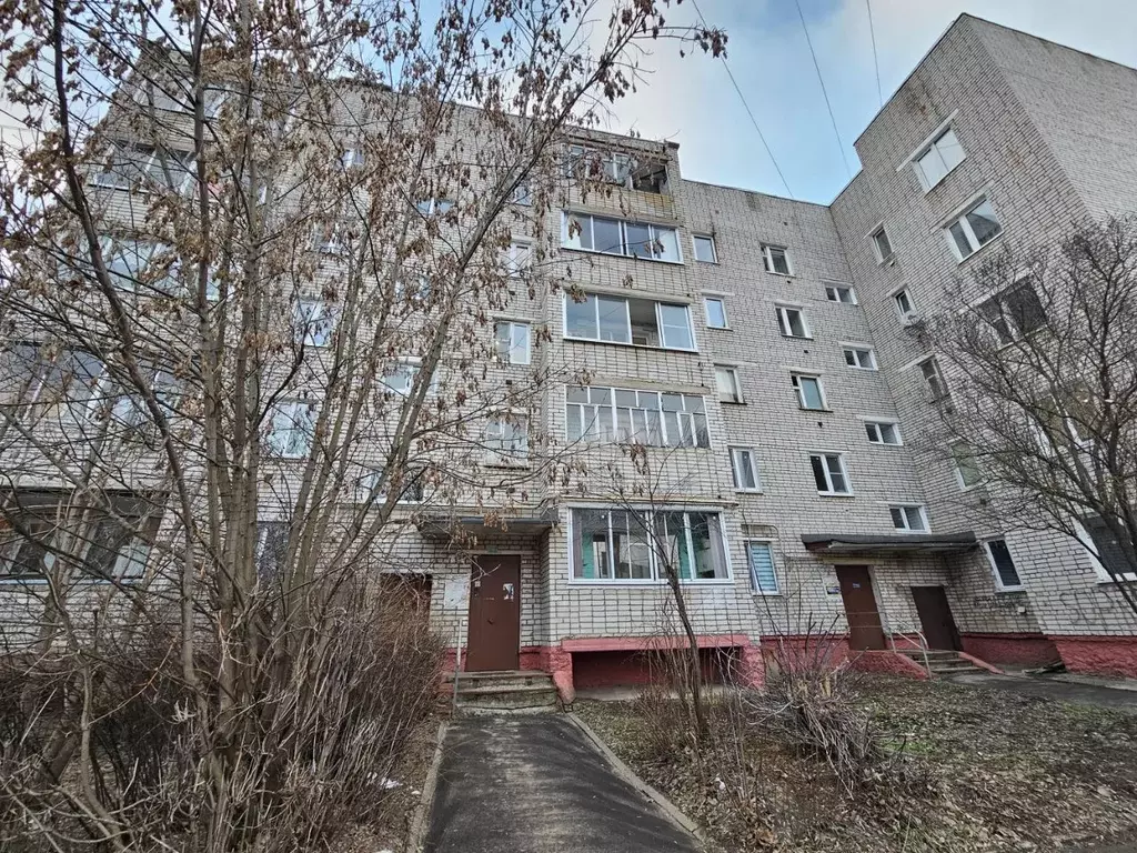 2-к кв. Тверская область, Кимры ул. Володарского, 55 (51.2 м) - Фото 0