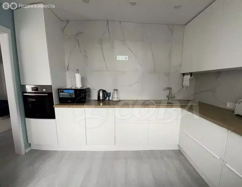 3-комнатная квартира: Тюмень, улица Валентины Трофимовой, 3 (56.2 м) - Фото 2