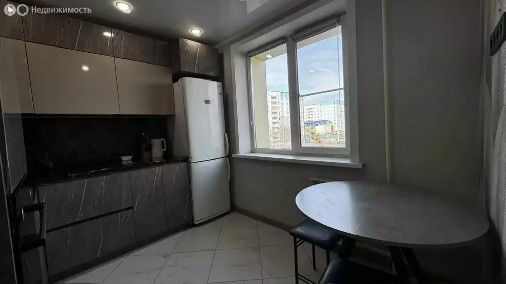 2-комнатная квартира: Иркутск, улица Розы Люксембург, 289/3 (54.5 м) - Фото 1