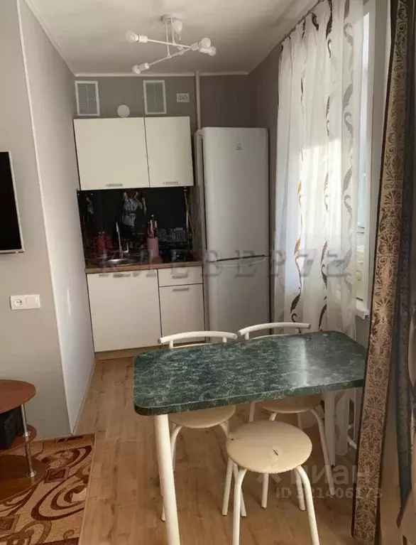 Студия Свердловская область, Екатеринбург ул. Куйбышева, 102 (36.0 м) - Фото 1