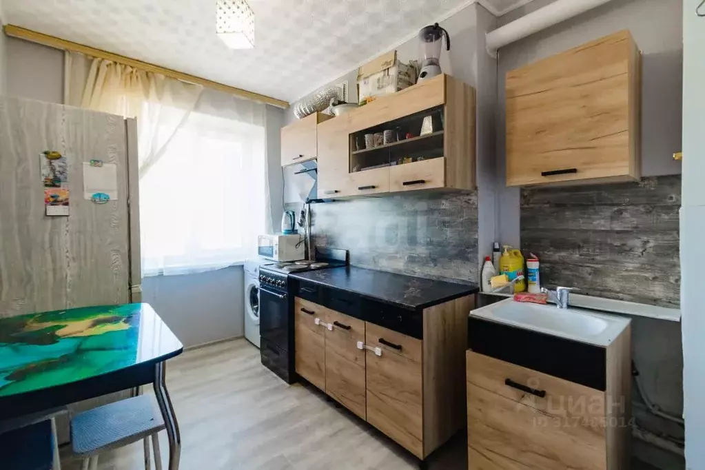 3-к кв. Хабаровский край, Комсомольск-на-Амуре ул. Дикопольцева, 38к3 ... - Фото 0