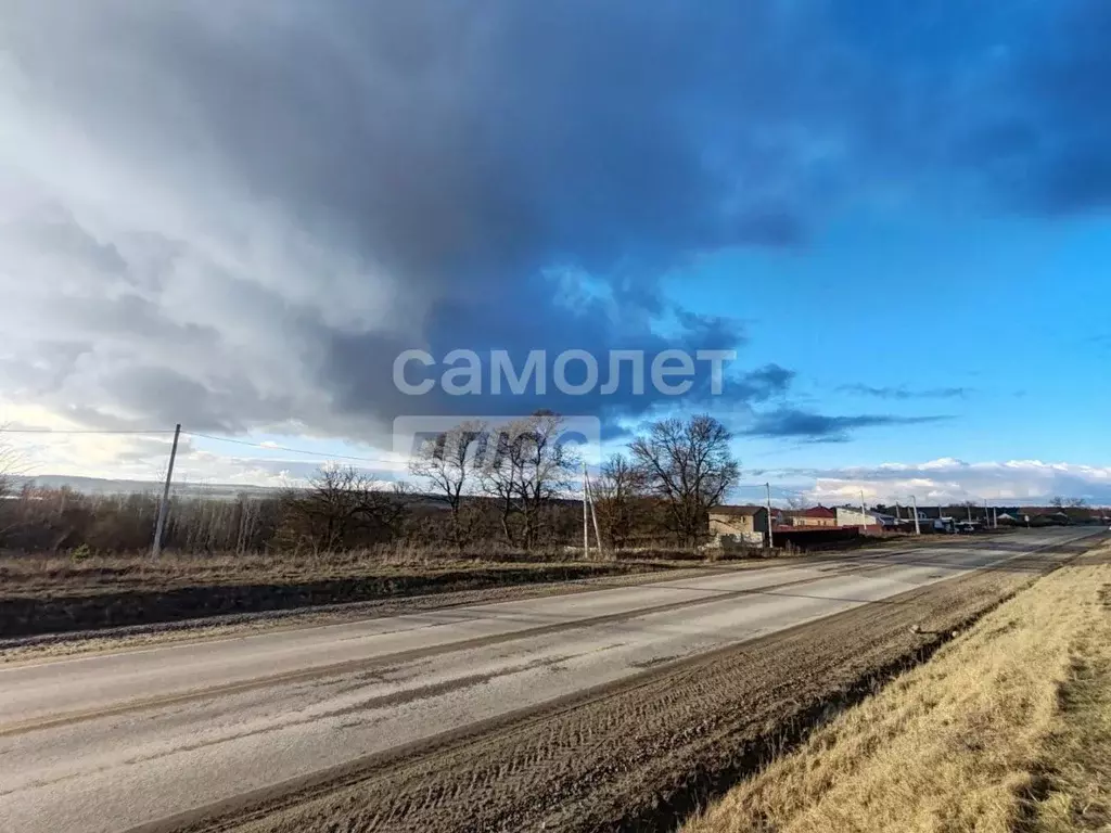 Участок в Калужская область, Калуга городской округ, д. Андреевское 19 ... - Фото 1