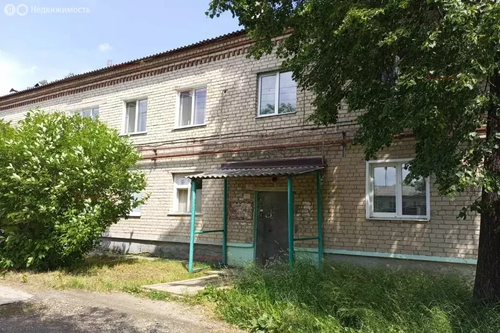 3-комнатная квартира: Артёмовский, улица Гагарина, 13 (59 м) - Фото 1