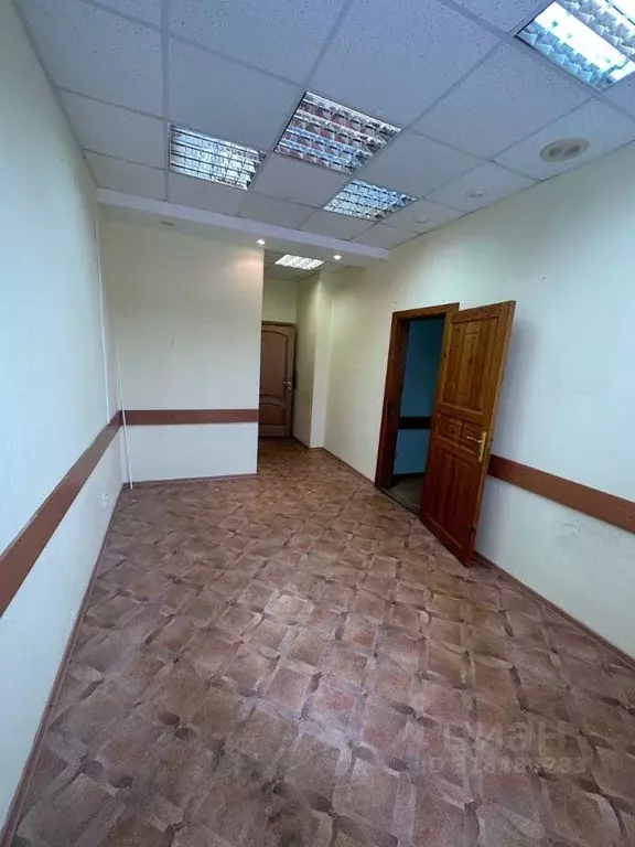 Помещение свободного назначения в Ямало-Ненецкий АО, Ноябрьск ул. ... - Фото 0