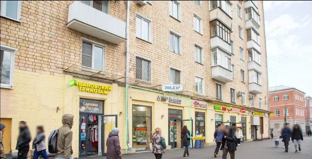 Street retail. Первая линия, 1-й этаж, отдельный в - Фото 0