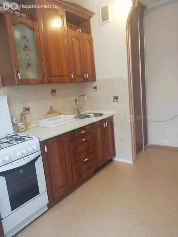 3-комнатная квартира: Казань, улица Юлиуса Фучика, 131 (66.1 м) - Фото 2