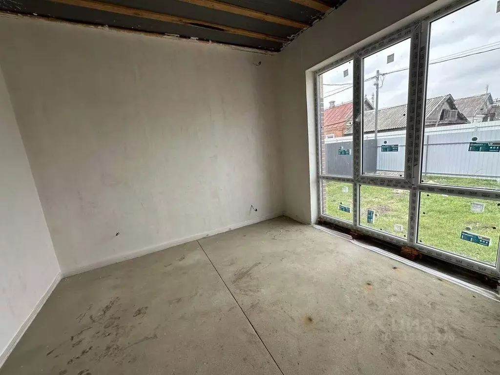 Дом в Краснодарский край, Динской район, Новотитаровская ст-ца ... - Фото 2