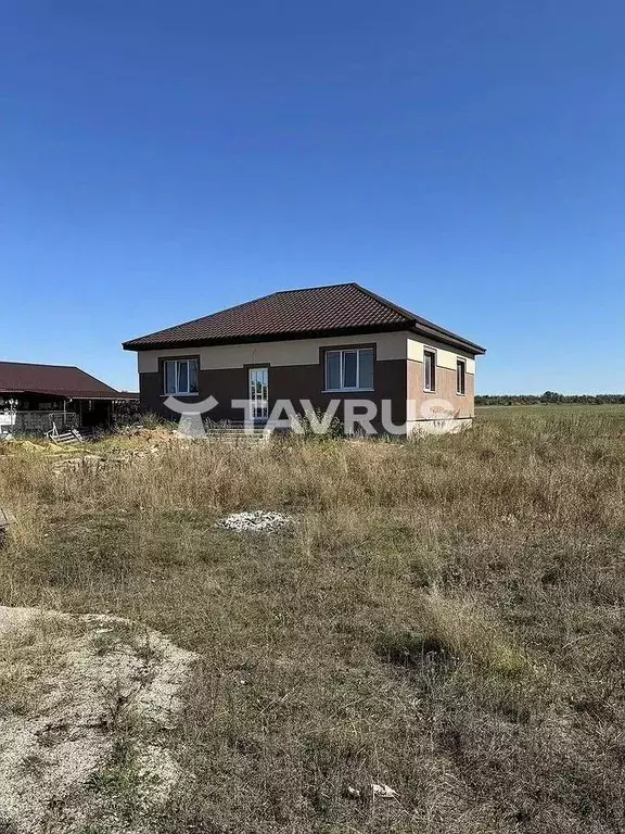 Дом в Крым, Симферопольский район, с. Урожайное, Гаспринского кв-л 58 ... - Фото 1