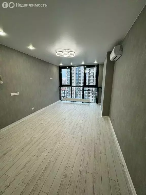 1-комнатная квартира: Краснодар, улица имени Дзержинского, 95 (52 м) - Фото 0