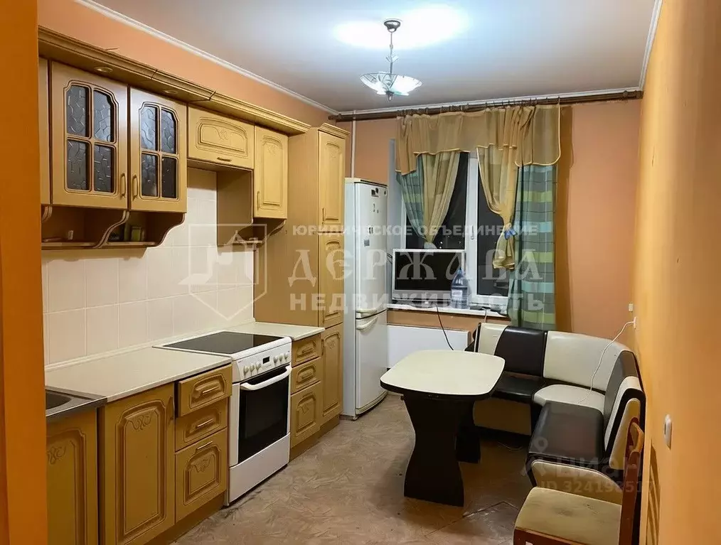 2-к кв. Кемеровская область, Кемерово просп. Шахтеров, 121 (63.9 м) - Фото 1