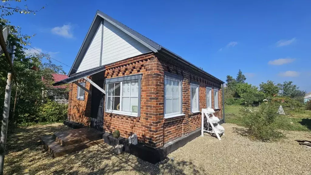 Дом в Краснодарский край, Северский район, Черноморское городское ... - Фото 1