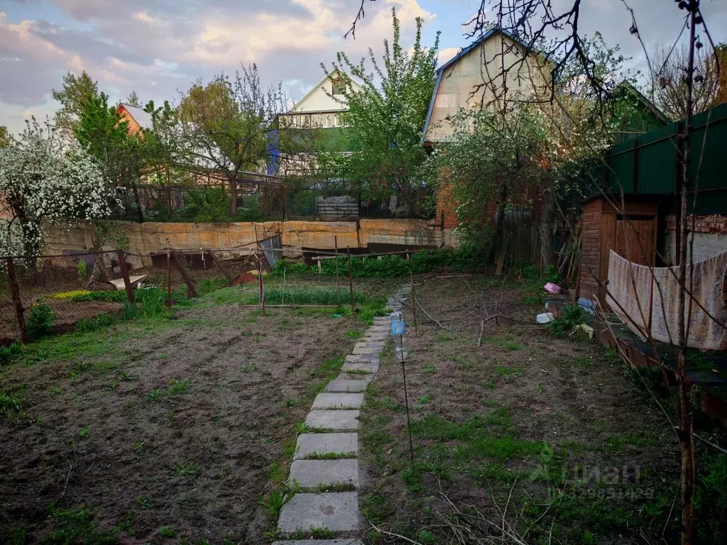 Дом в Саратовская область, Энгельс Кооперативная ул., 8А (50 м) - Фото 2