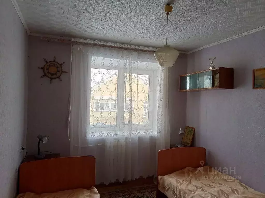 2-к кв. Кемеровская область, Анжеро-Судженск Профессиональный пер., 4 ... - Фото 1