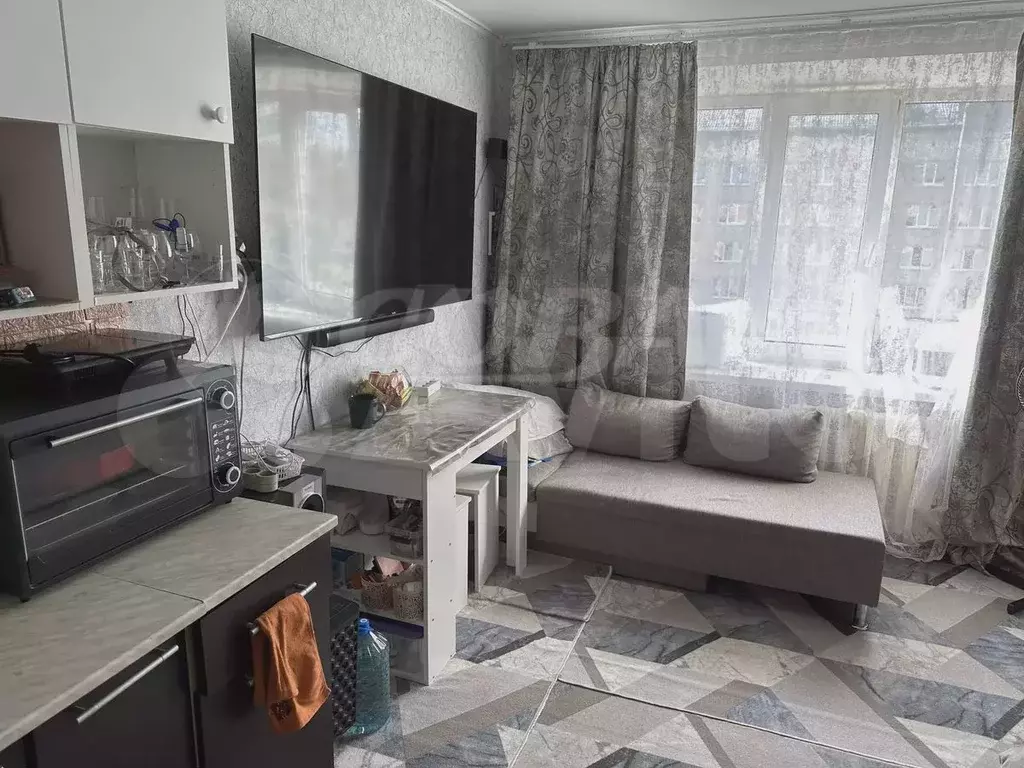 Комната 13,5 м в 1-к., 4/5 эт. - Фото 1