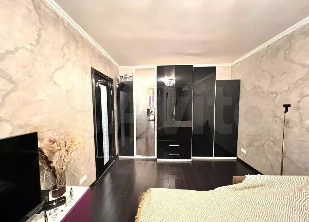 1-к. квартира, 38 м, 9/9 эт. - Фото 1