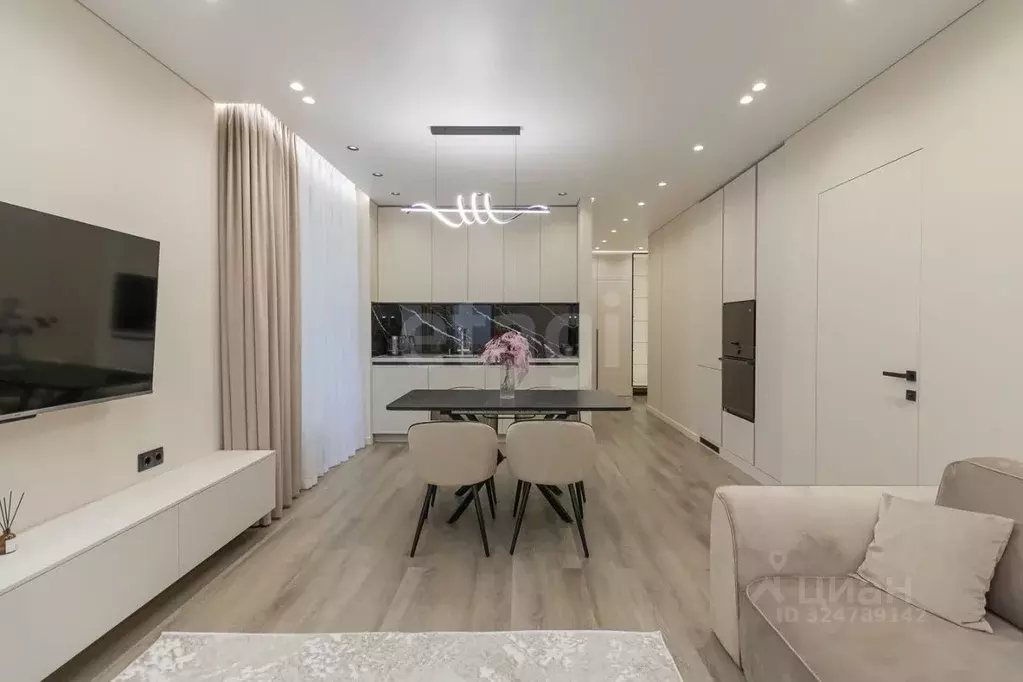 2-к кв. Тюменская область, Тюмень Профсоюзная ул., 59 (63.0 м) - Фото 1