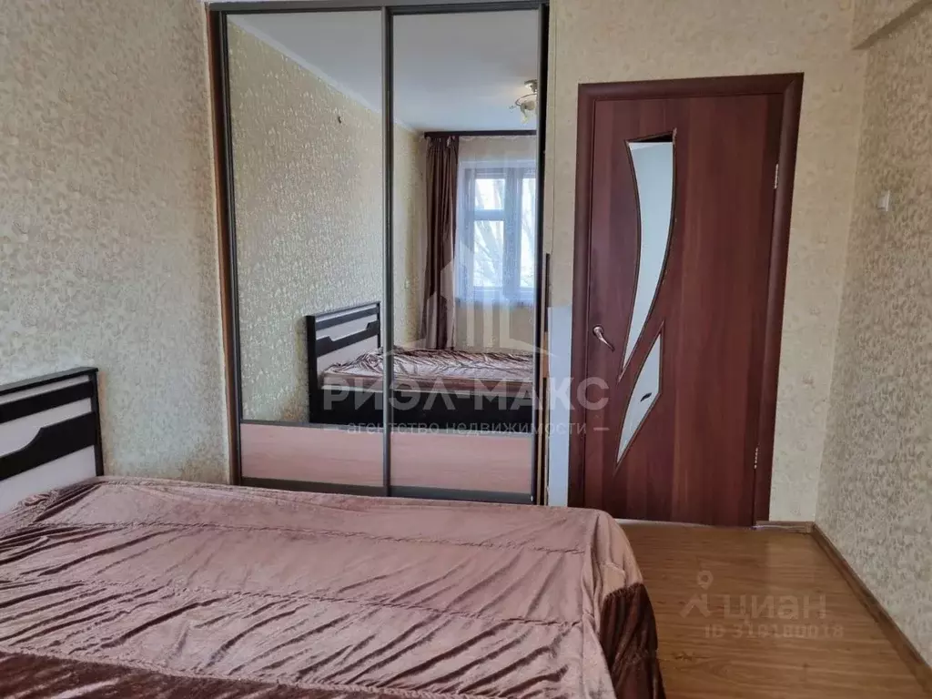 2-к кв. Брянская область, Брянск ул. Брянского Фронта, 20к1 (56.0 м) - Фото 0