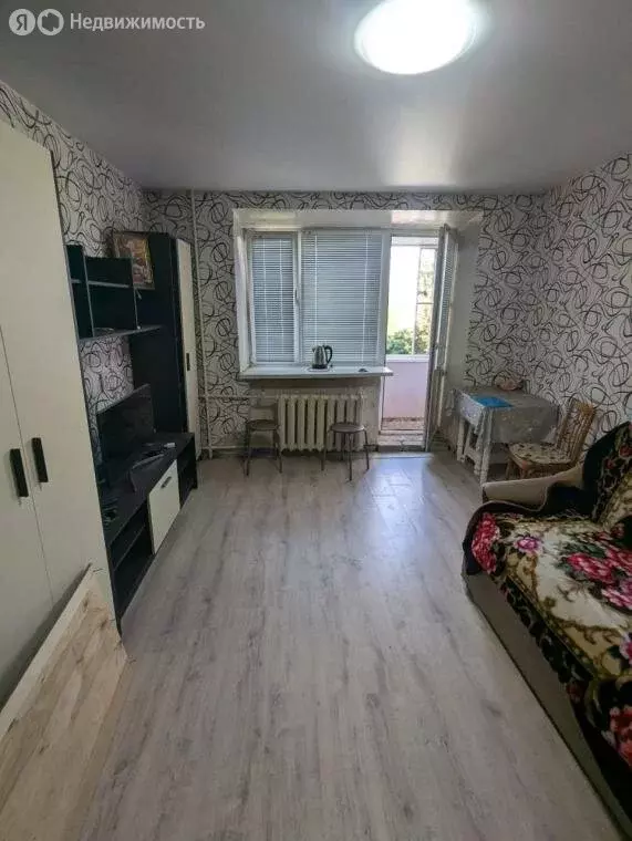 1к в 5-комнатной квартире (17 м) - Фото 1