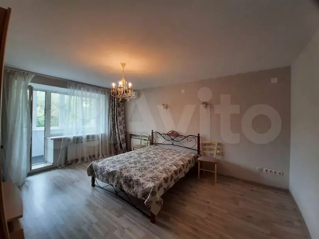 2-к. квартира, 60 м, 2/9 эт. - Фото 1
