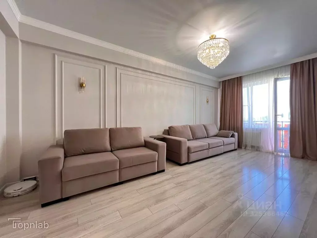 2-к кв. Кабардино-Балкария, Нальчик ул. Атажукина (67.9 м) - Фото 0