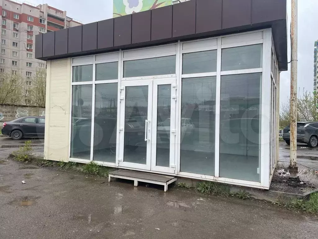 Сдам торговое помещение 20м на 1 линии с высоким трафиком - Фото 1