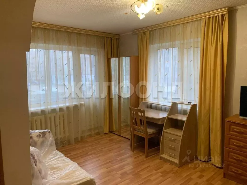 1-к кв. Брянская область, Брянск ул. Молодой Гвардии, 83 (30.7 м) - Фото 1