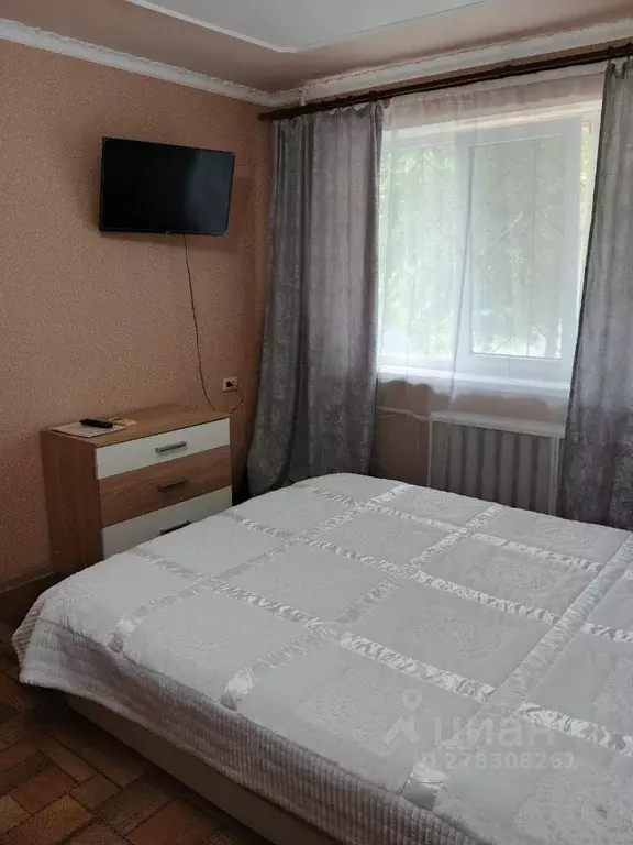 1-к кв. Крым, Керчь ул. Юных Ленинцев, 10 (32.0 м) - Фото 1