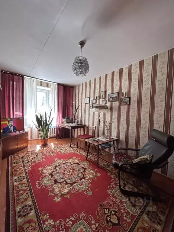 2-к кв. Омская область, Омск ул. 2-я Челюскинцев, 9А (48.0 м) - Фото 0
