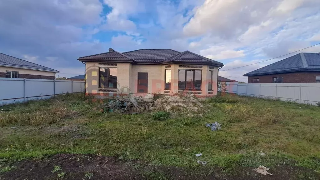 Дом в Ростовская область, Азовский район, Поселок Красный сад, ... - Фото 1