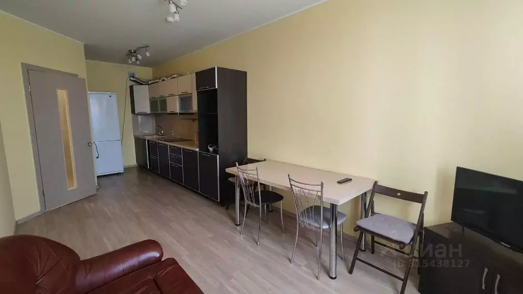 1-к кв. Свердловская область, Екатеринбург ул. Цвиллинга, 58 (43.3 м) - Фото 1