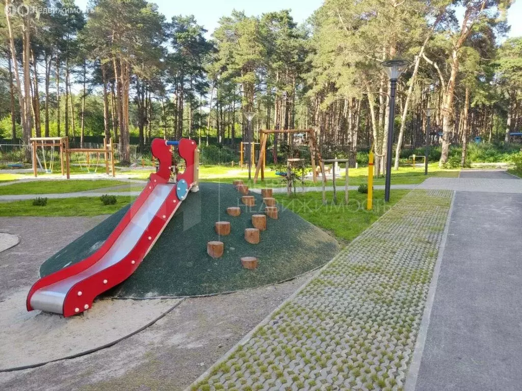 Квартира-студия: Тюмень, улица Героев Сталинградской Битвы, 5 (27.6 м) - Фото 1