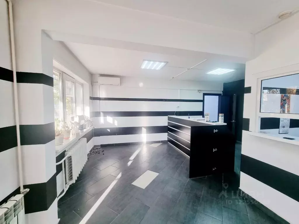 Офис в Иркутская область, Ангарск 6-й мкр, 15 (58 м) - Фото 1