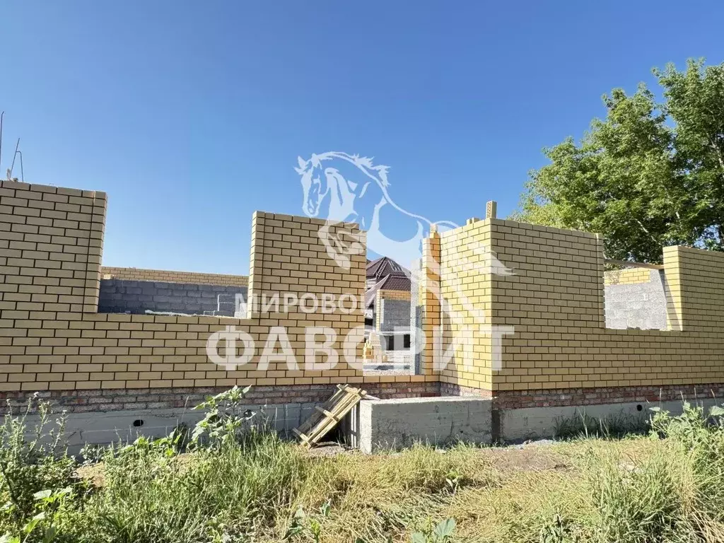 Дом в Оренбургская область, Оренбургский район, с. Ивановка ... - Фото 0