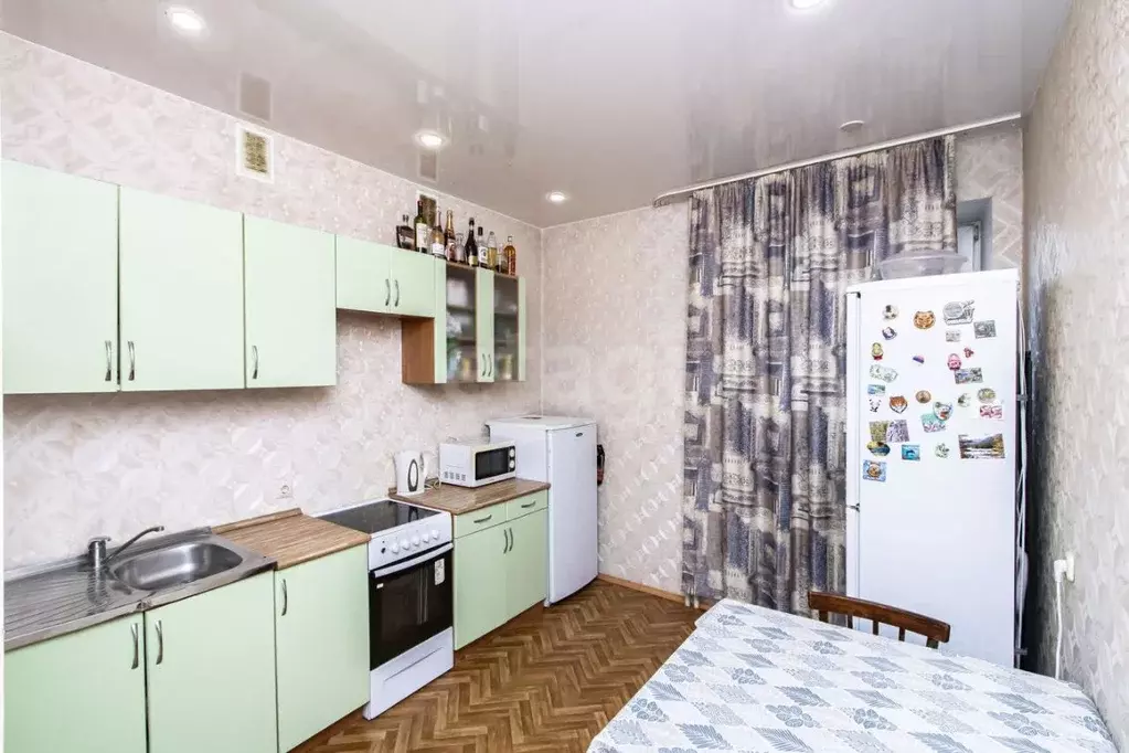 1-к кв. Тюменская область, Тюмень ул. Максима Горького, 10 (38.9 м) - Фото 0