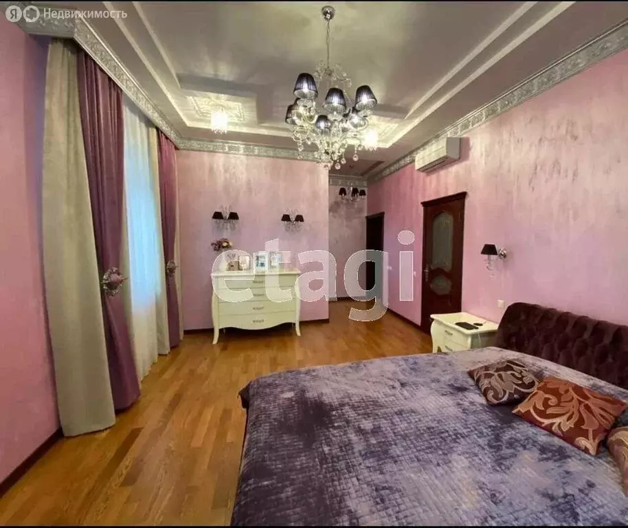 Дом в Будённовск, Октябрьская улица (266.4 м) - Фото 0