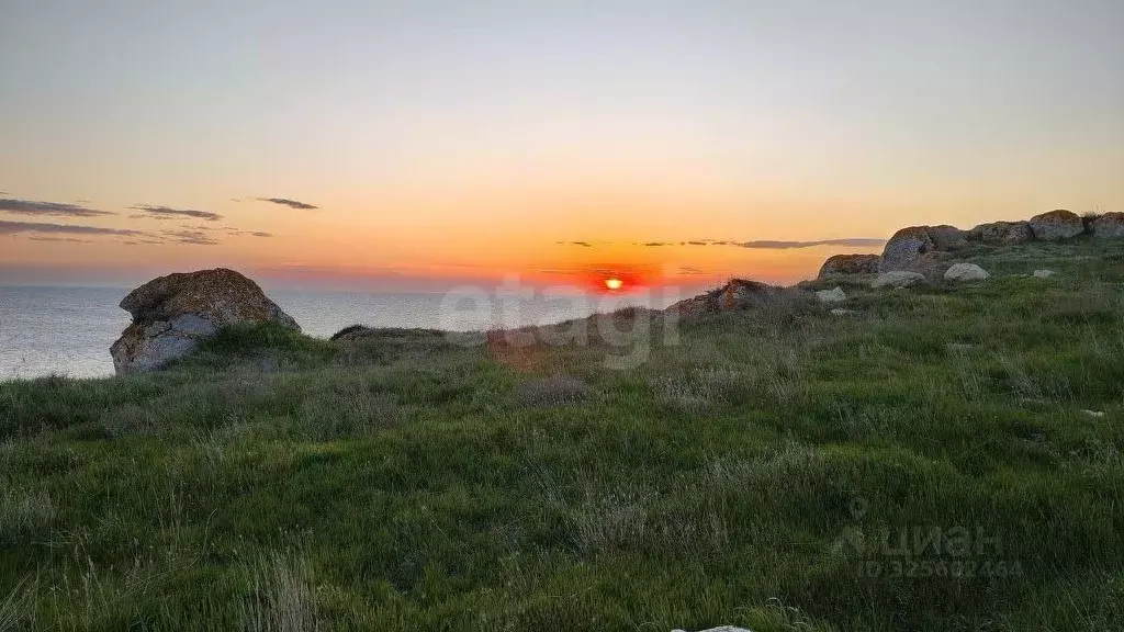 Участок в Крым, Ленинский район, Мысовское с/пос, с. Семеновка ул. ... - Фото 0