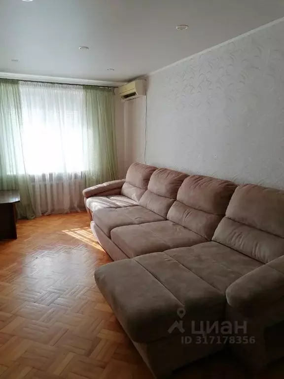 3-к кв. Саратовская область, Саратов Барнаульская ул., 34 (77.5 м) - Фото 0