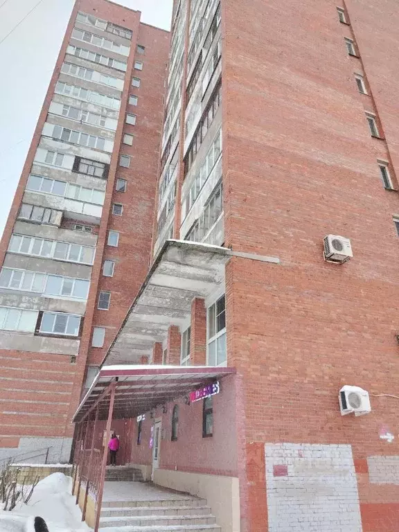 Комната Санкт-Петербург просп. Ударников, 49к1 (15.0 м) - Фото 1