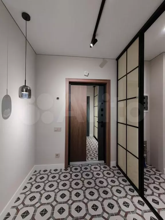 1-к. квартира, 60 м, 14/24 эт. - Фото 0