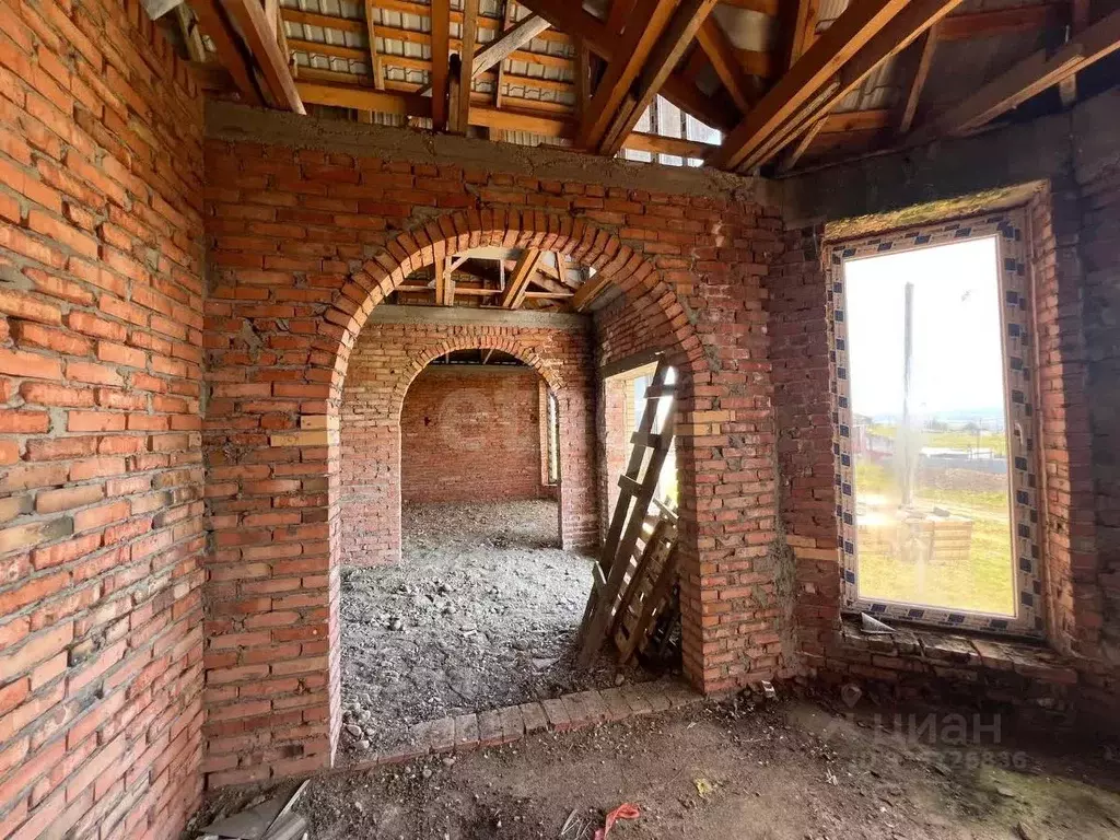 Дом в Ингушетия, Назрань Кабардинская ул. (200 м) - Фото 1