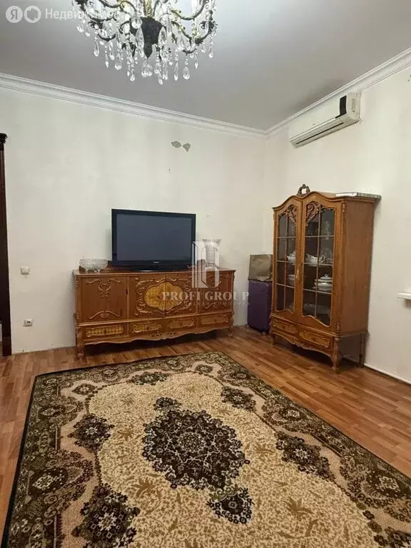 2-комнатная квартира: Махачкала, улица Захарочкина, 54 (76 м) - Фото 1