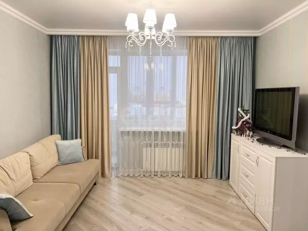 Студия Белгородская область, Белгород ул. Семейная, 23 (30.4 м) - Фото 1