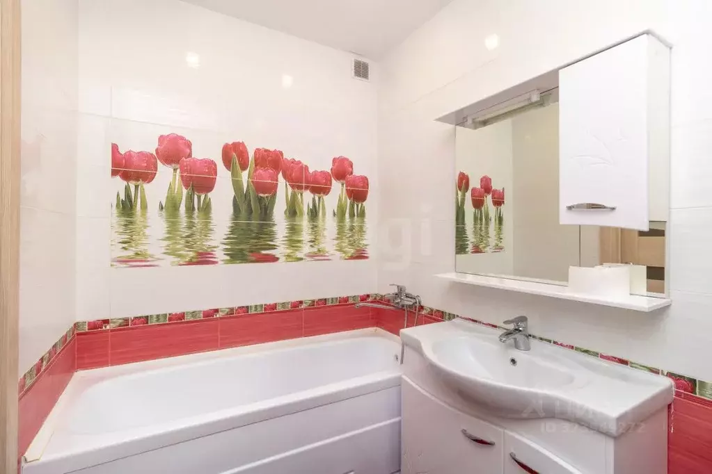 1-к кв. Тюменская область, Тюмень Солнечный проезд, 25 (45.0 м) - Фото 1