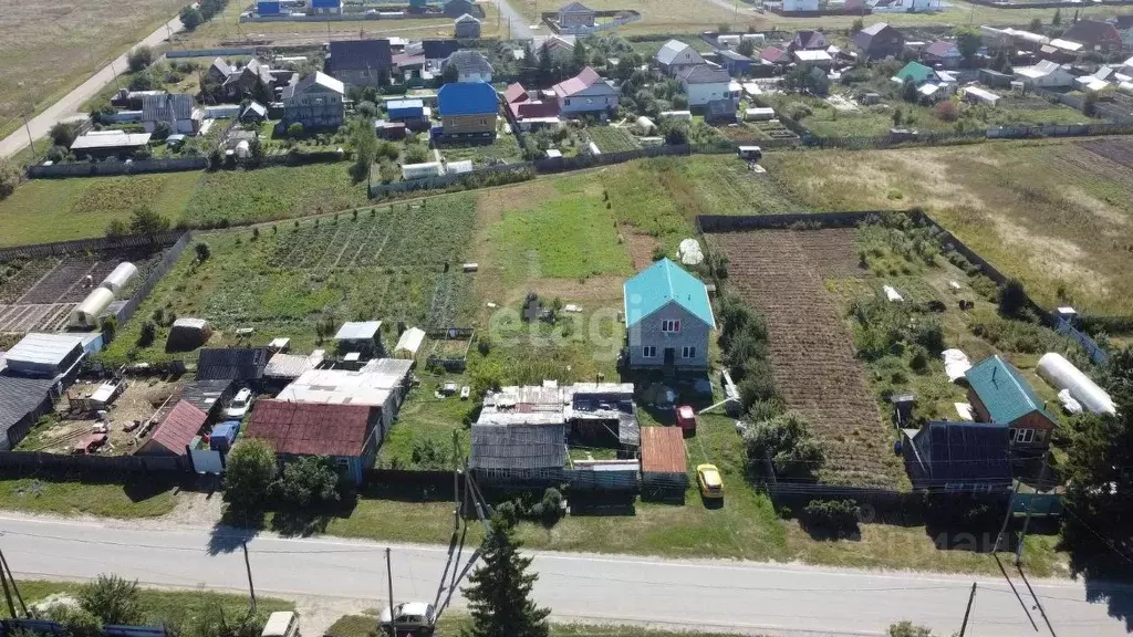 Дом в Тюменская область, Тюменский муниципальный округ, с. Гусево ул. ... - Фото 1