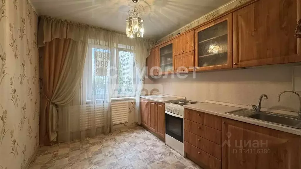 3-к кв. Башкортостан, Уфа ул. Лесотехникума, 28 (65.0 м) - Фото 1
