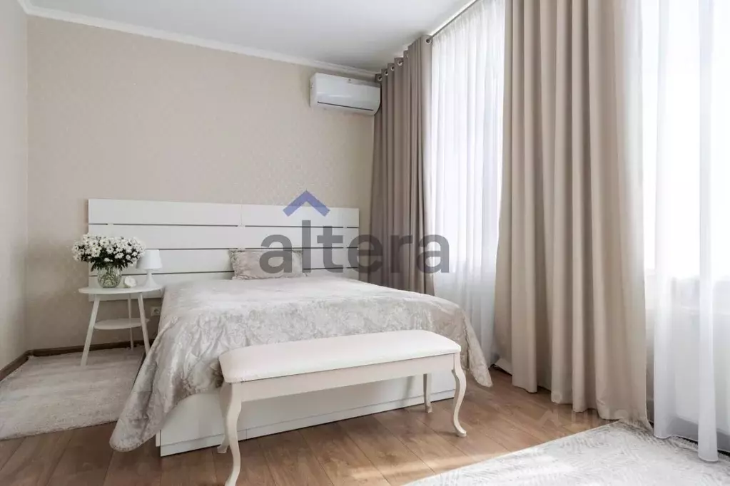 2-к кв. Татарстан, Казань ул. Фатыха Амирхана, 14Б (75.2 м) - Фото 1