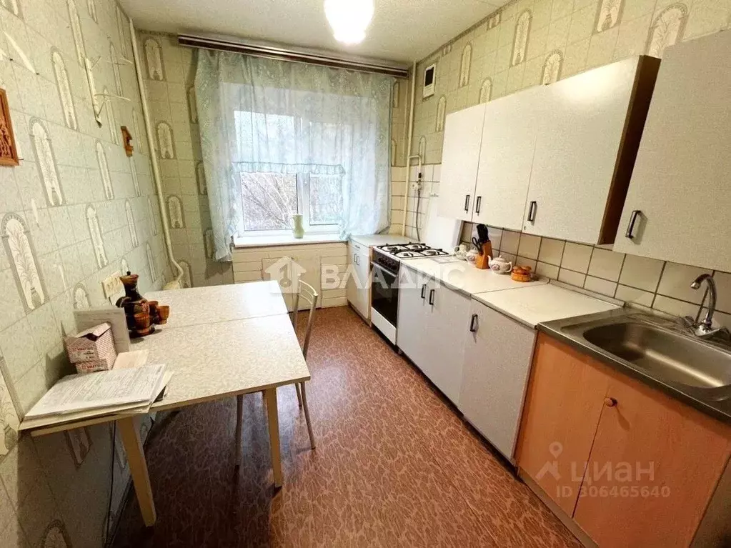 3-к кв. Калужская область, Калуга ул. Гагарина, 13 (65.4 м) - Фото 0