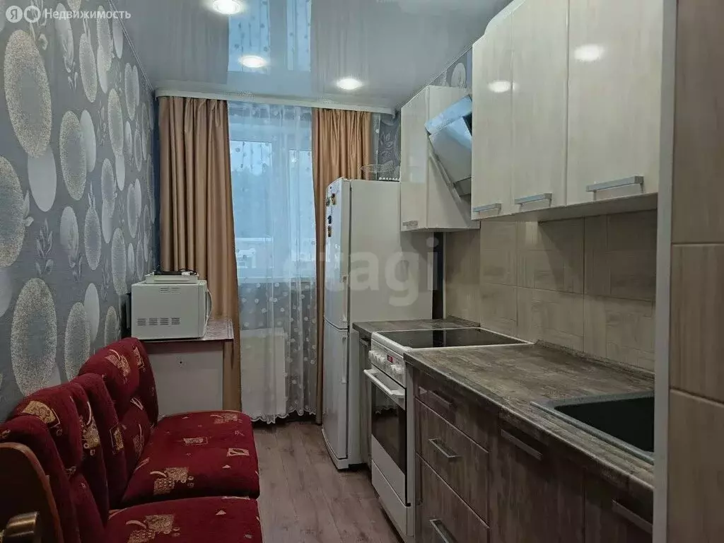 2-комнатная квартира: посёлок Курорт-Самоцвет, Центральная улица, 6 ... - Фото 2