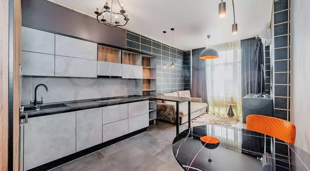 3-к. квартира, 90 м, 10/18 эт. - Фото 0